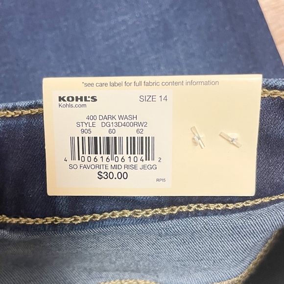 SO Dark Wash Skinny Jeggings Silver Star Accents Stretch Girls 14 NWT Mid Rise - Picture 10 of 11